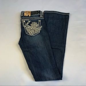 LA idol jeans